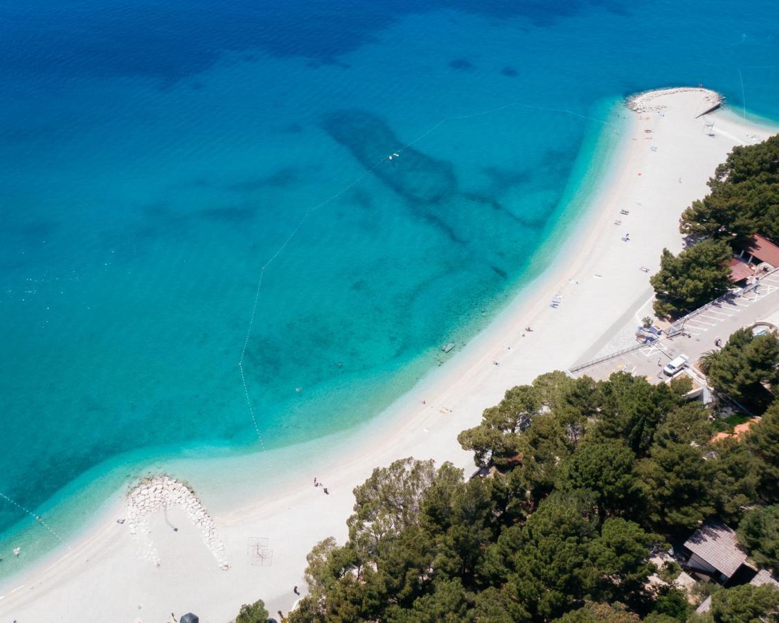 Family Resort Urania Башка-Вода Экстерьер фото